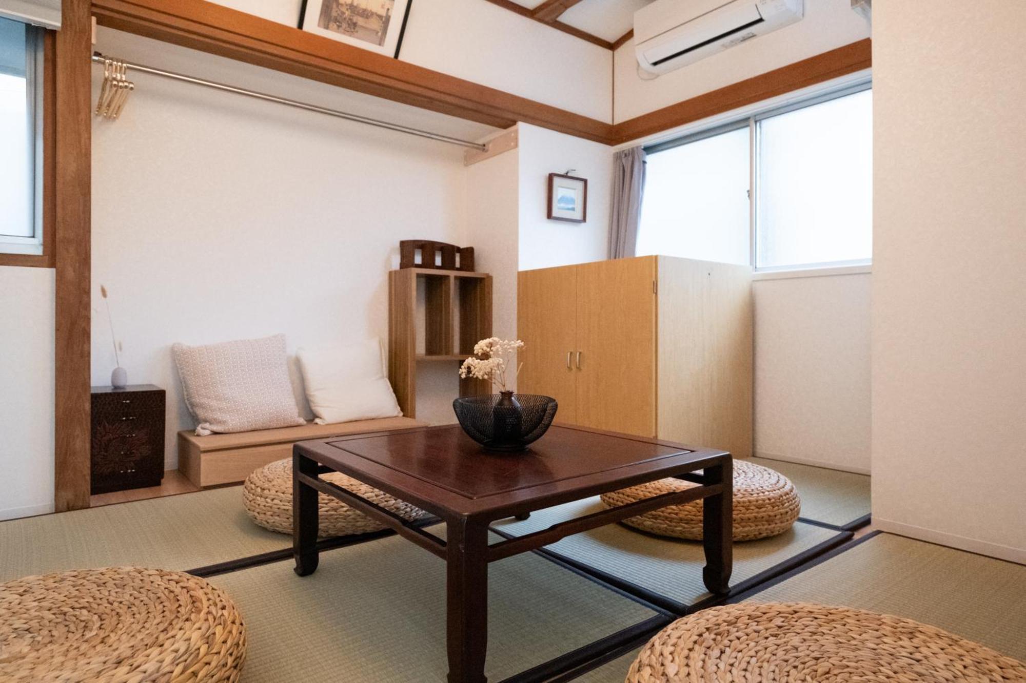Shinjuku Waseda Tubaki Furuike House